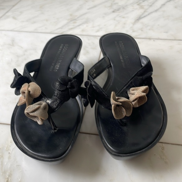 Donald J. Pliner black platform sandals with leather rosettes women’s size 8.5 - Picture 4 of 10